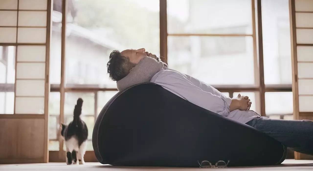 为了拯救这惊心动魄的睡眠，我要下单一只四位数的枕头