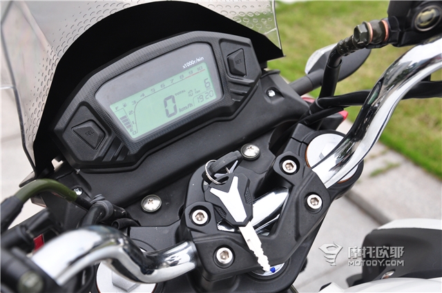 力帆kps150和kpt150区别,力帆kps150和春风150