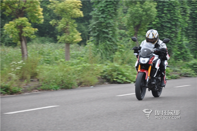 力帆kps150和kpt150区别,力帆kps150和春风150