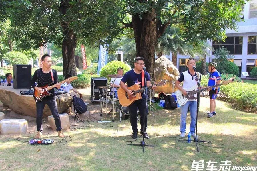 玛吉斯越野自行车,玛吉斯比赛视频