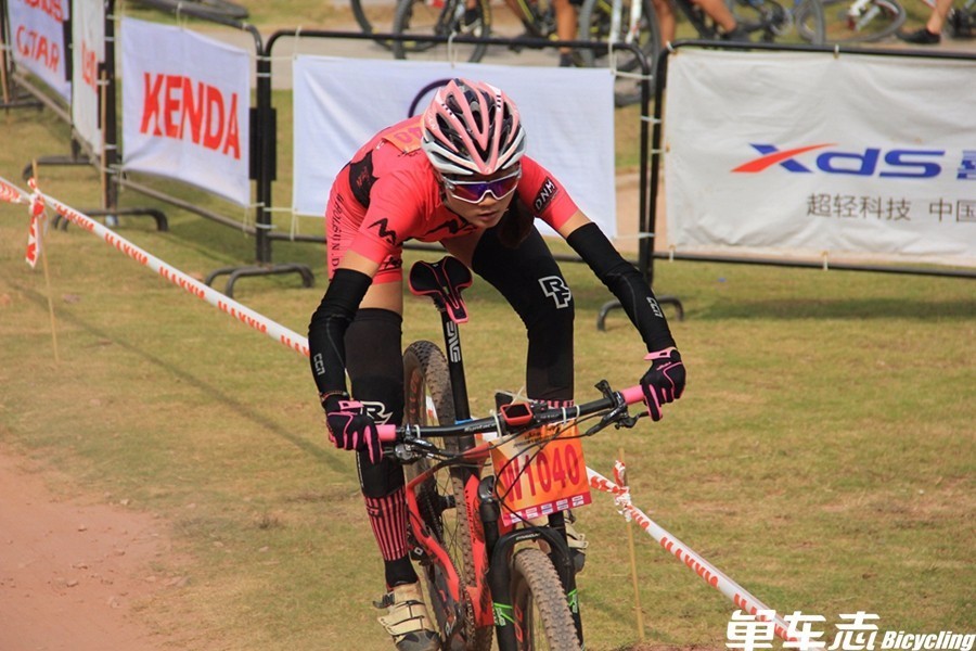 玛吉斯越野自行车,玛吉斯比赛视频