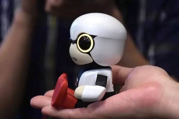 丰田旗下的机器人,丰田车上的机器人叫什么