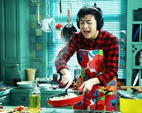 用有涂层的不锈钢锅有危害吗,铸铁锅不粘锅有毒吗