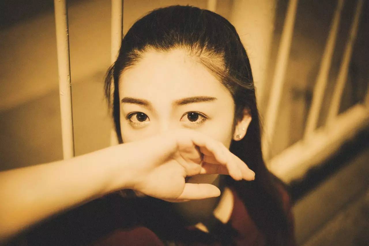 走进夜晚,拍一组让人迷恋的夜景人像