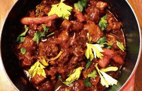 在东北人不是什么都能蘸酱,在东北什么都可以蘸酱