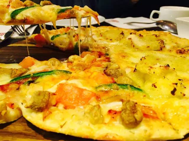 汇华广场小吃街,汇华广场附近美食