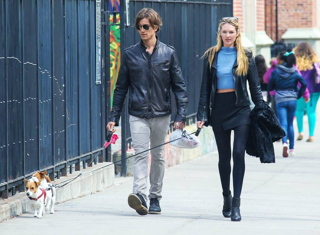 上帝の光｜穿衣服对她是种浪费，生的孩子叫腰精的后裔