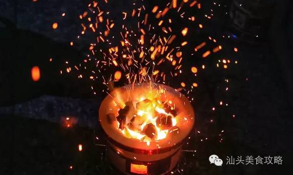 一大班汕头吃货争着到这家店*鸡叫**,竟引起一场“骚乱”!手快有手慢没!