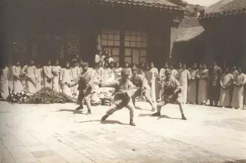 真正的高手从不惧怕战斗：江湖最后一个镖师