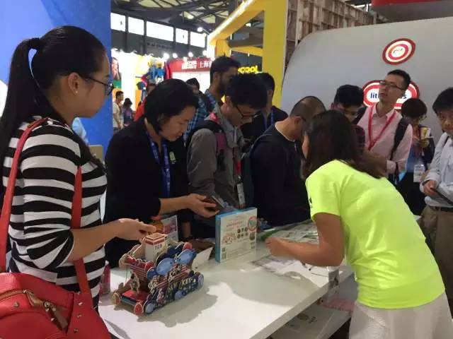 参观上海展会愿你会收获满满,上海玩博会惊喜娃娃