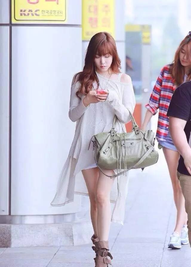 少时tiffany穿搭,少时tiffany综艺