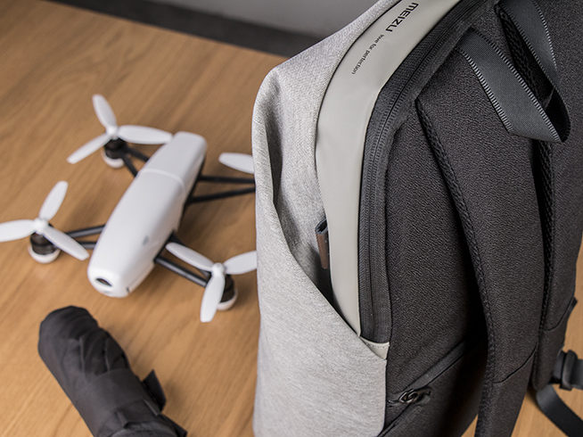 魅族休闲双肩包,魅族双肩包黑色还是灰色好看