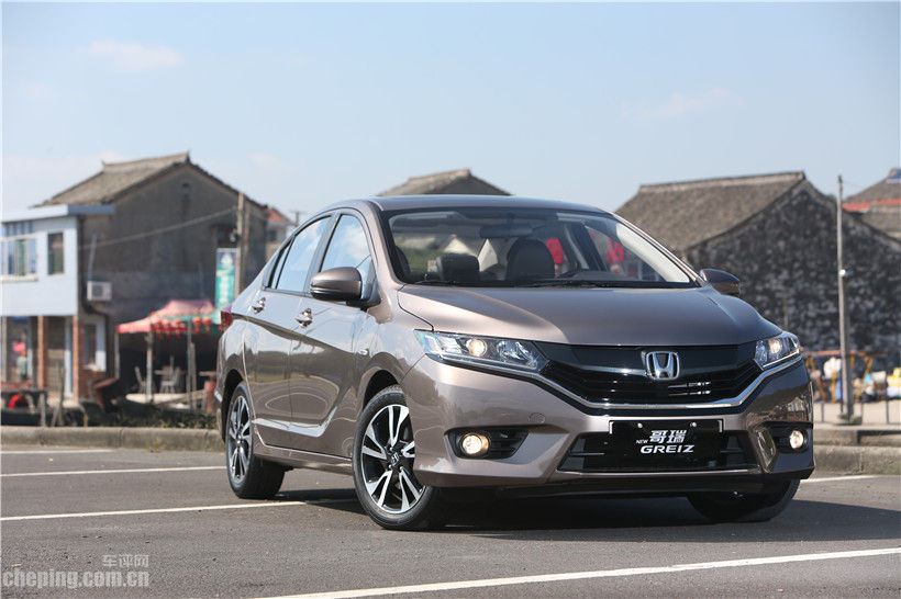 师出同门之争,师出同门却各有高招