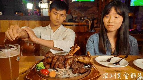 这家店，凭什么7点就能坐满，直到凌晨1点还有人舍不得走