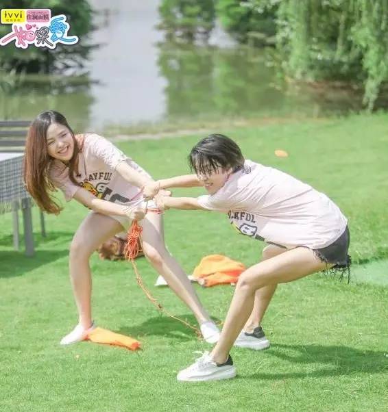 颖儿吃醋付辛博拍吻戏,付辛博颖儿接吻全集