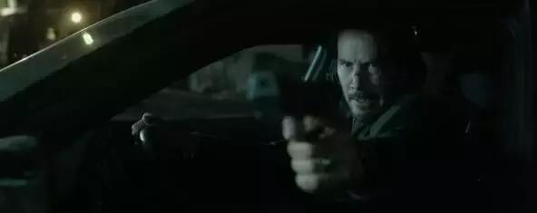 战术美学｜《疾速追杀》的“枪械世界”