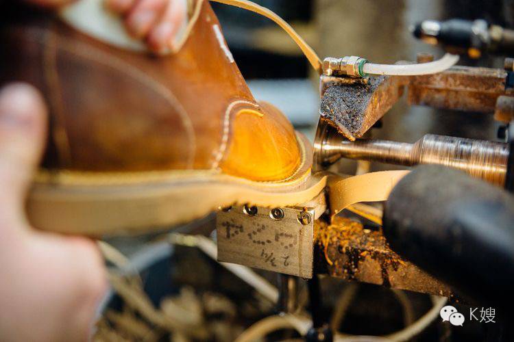 男装搭配|有没有一双鞋，越旧越脏却越好看（RedWing）