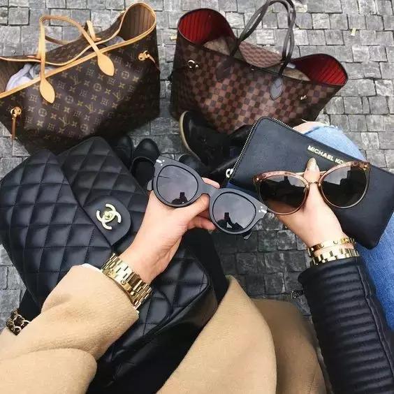 适合自己才是时髦,真正的时髦是刻在骨子里的