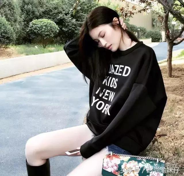 街怕秀：杨幂唐嫣娜扎、袁姗姗戚薇看个够2000元不过起步价