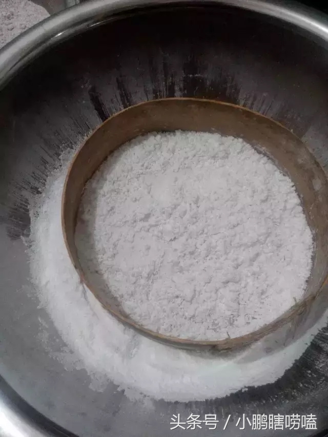 土豆粉面的制作过程,土豆粉面制作方法