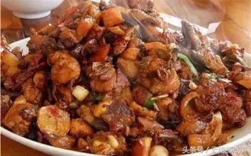 云南八大碗都有什么菜,走遍云南吃遍各地八大碗