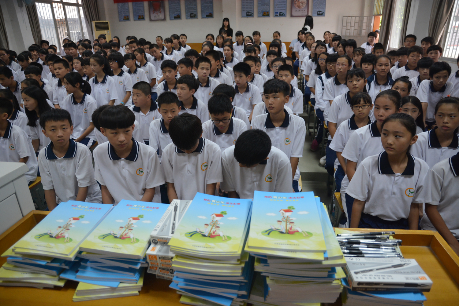 枫检快讯|检团携手走进云光中学,未检姐姐送上法治大餐