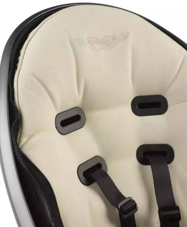 兰博基尼换上五菱宏光,五菱宏光爆改兰博基尼