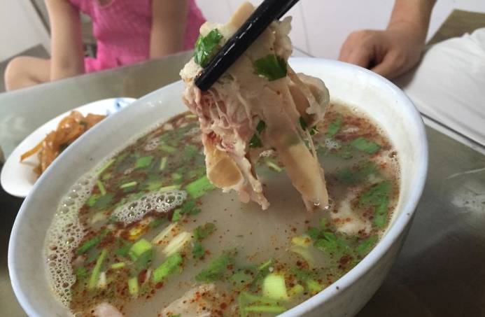 来一碗羊汤怎么样，毕竟济宁越来越冷