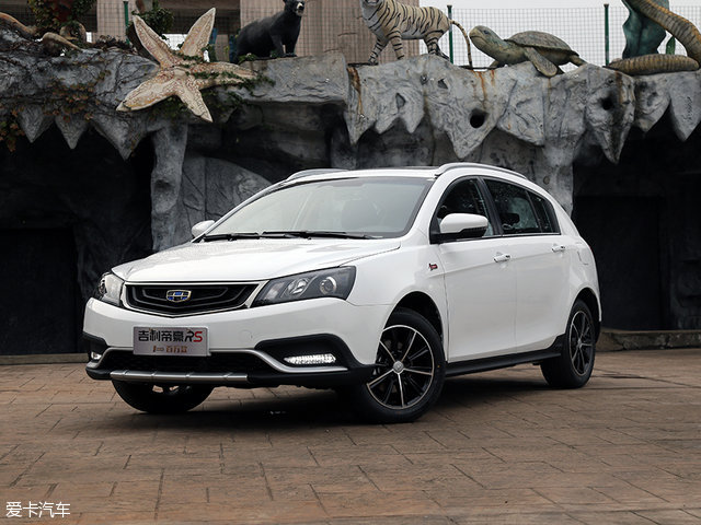 吉利帝豪2017款百万向上互联版,吉利帝豪百万款测试