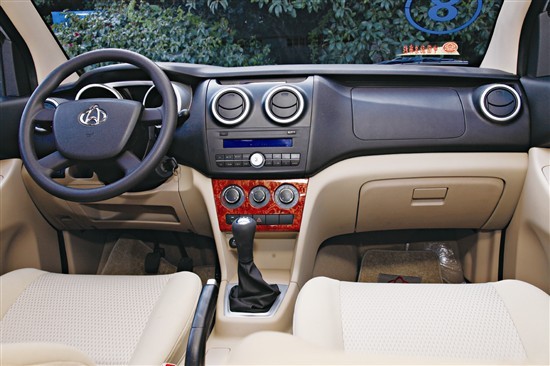 五菱宏光挑战丰田霸道4.0,五菱宏光挑战一切