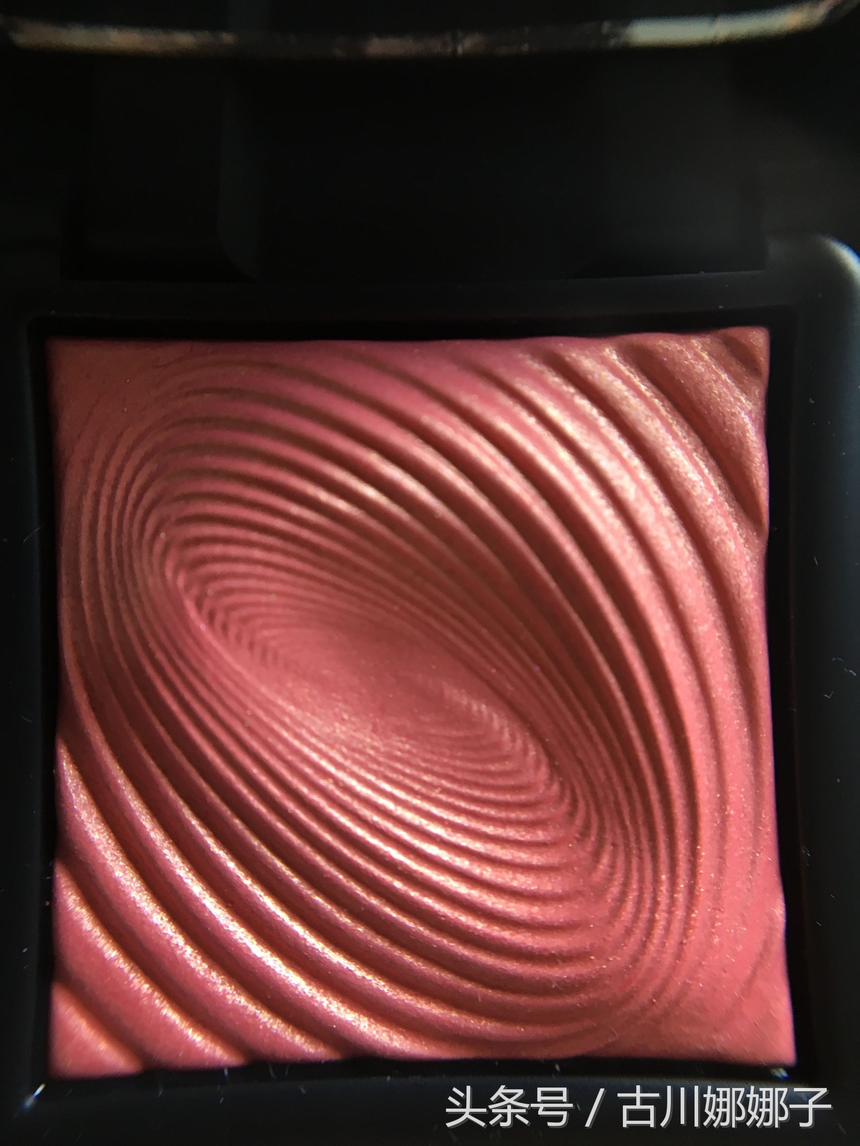 平价彩妆测评眼影品牌推荐,kiko四色眼影01色号教程