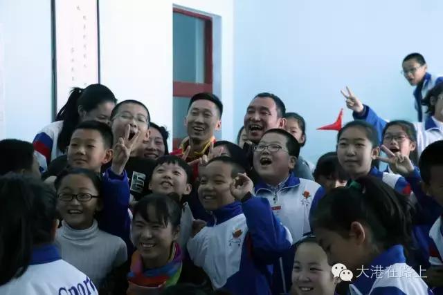 奥运会竞走冠军王镇回绥化五中都干了什么？