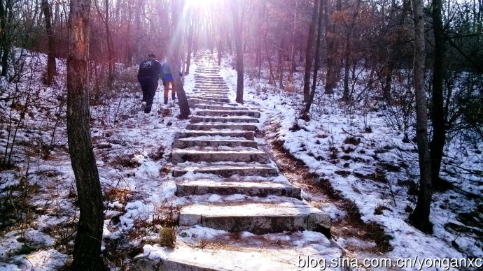 璧伴亶杈藉畞闉嶅北,璧伴亶杈介槼