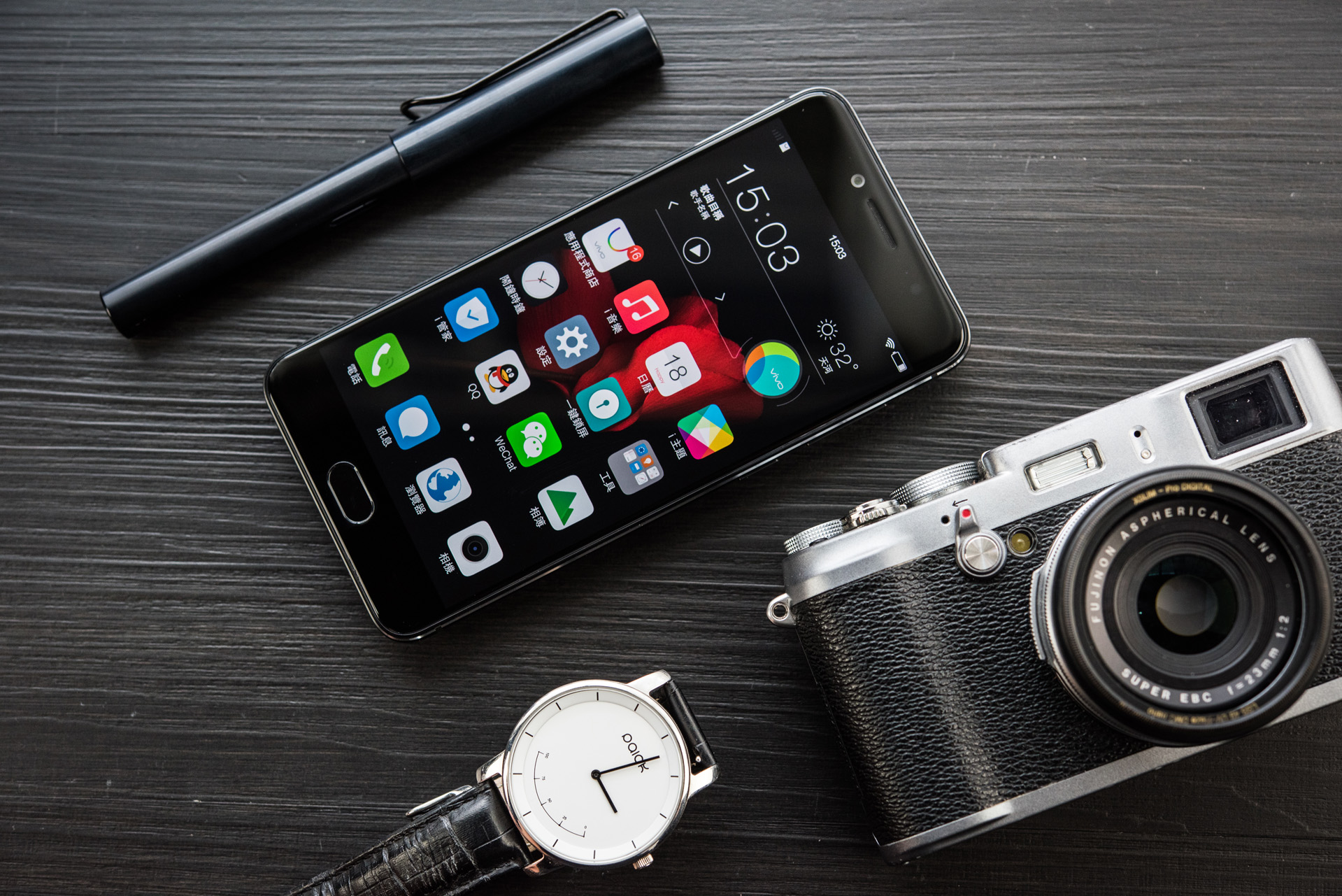 亮黑+128G价格只是苹果7三分一,vivo这机卖疯了