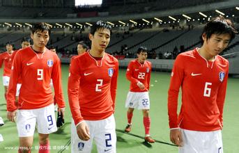 我也会骂人，会假哭，不会赢球，为啥男足不要我？