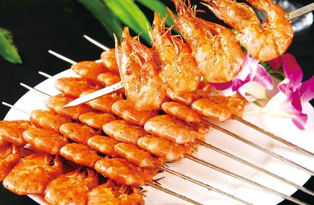 日进千元的小本生意——葫芦岛渔夫烤虾