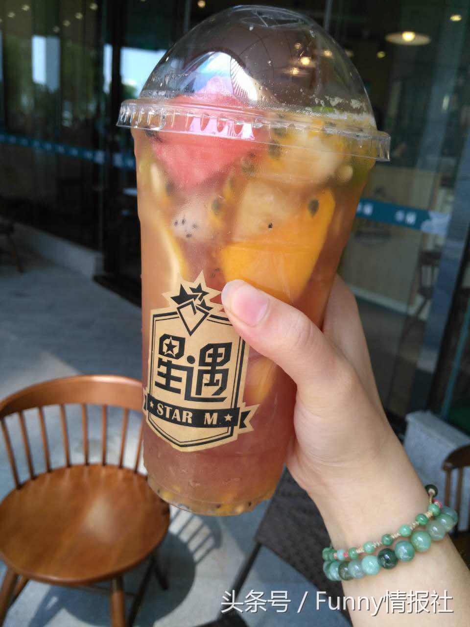 当实问及“味道怎么样”时该如何回答?总不能说“真特么难吃”!