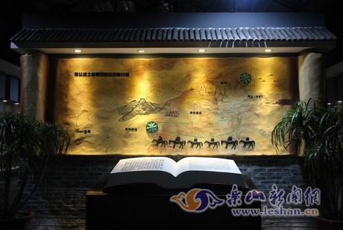 乐山举办首届“酬蚕节” 嘉定丝绸博物馆开馆