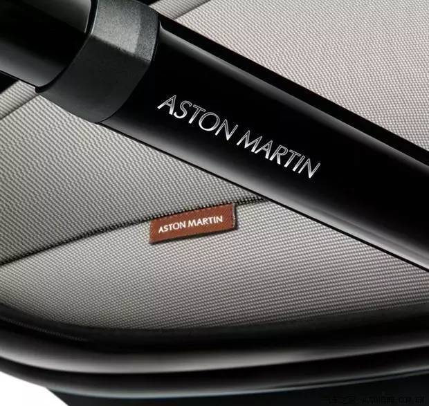 兰博基尼换上五菱宏光,五菱宏光爆改兰博基尼