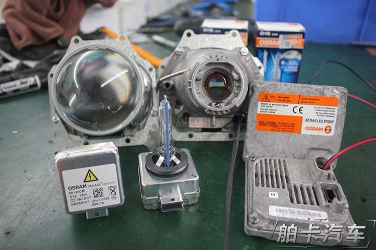 日产贵士大灯,海拉五最新款氙气透镜
