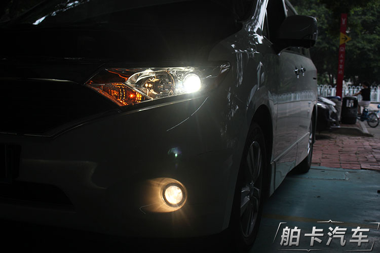 日产贵士大灯,海拉五最新款氙气透镜