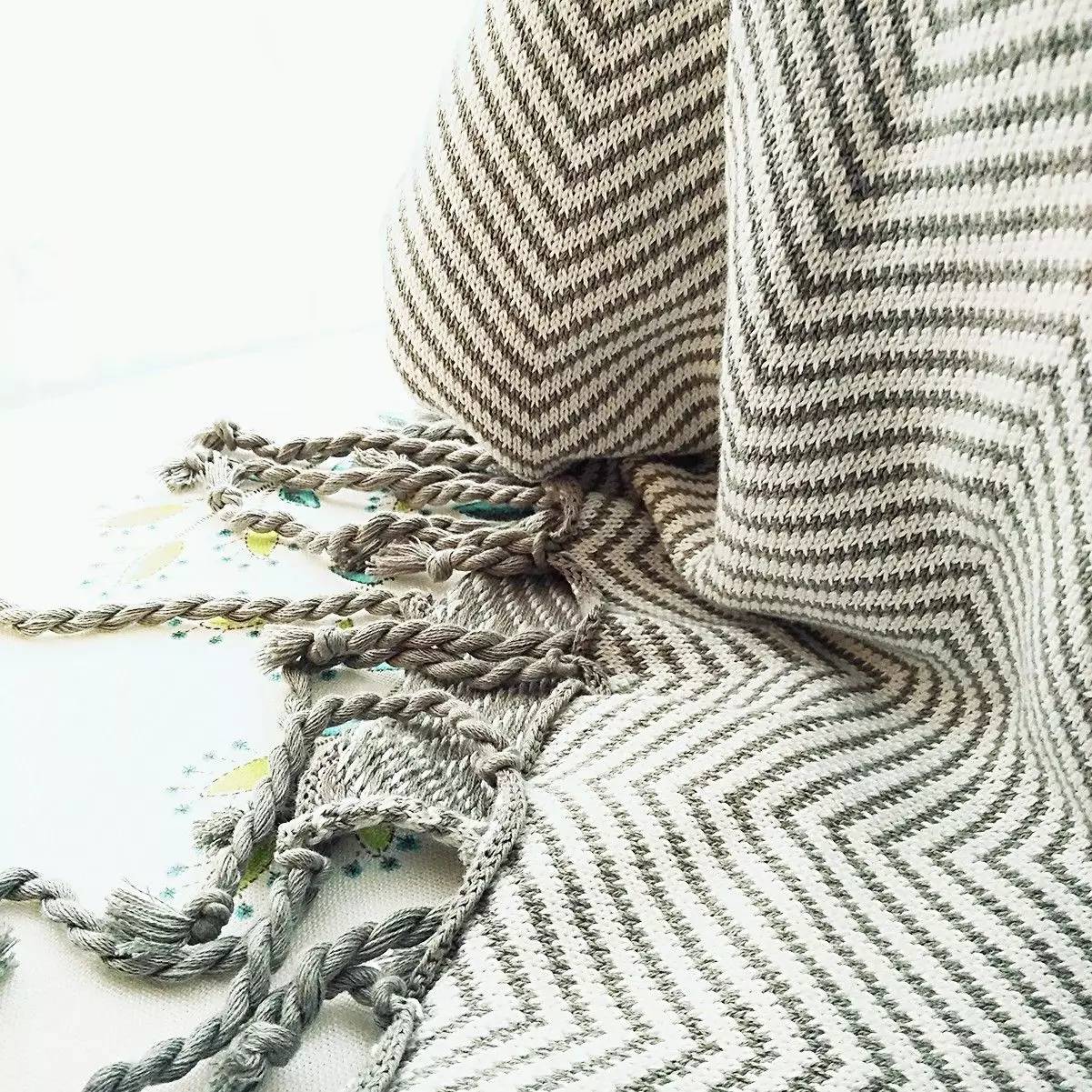 花很少的钱去挣很多钱,花很少钱就能买到的快乐