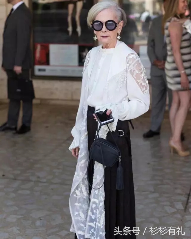 杨幂宋茜穿什么衣服,杨幂宋茜教你时髦拗造型