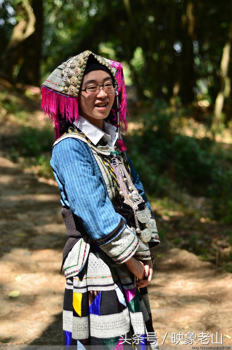 云南有个神秘的民族,云南深山里的原始部落女人