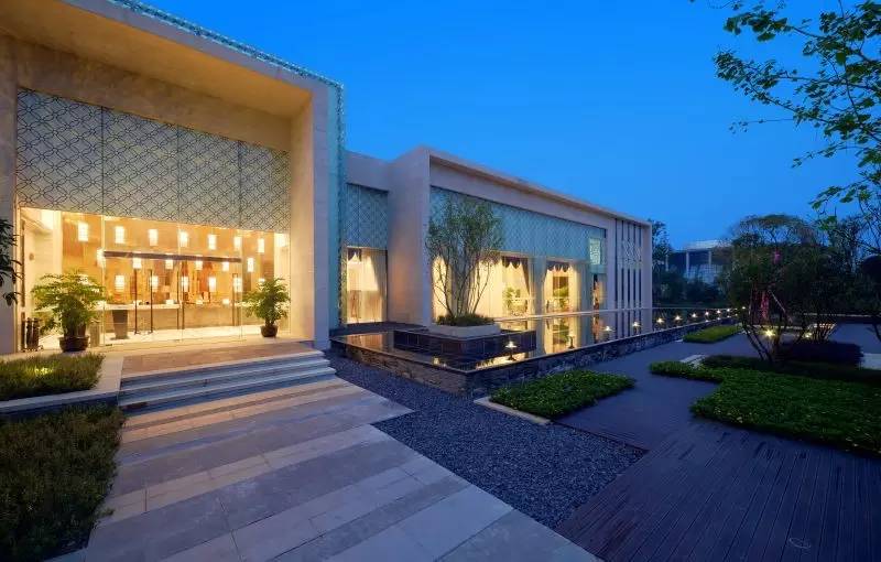 麓山打下的江山,被滨江和城坐了