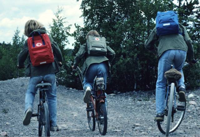 又土又时尚的书包,小学生又沙雕又可爱的帆布包