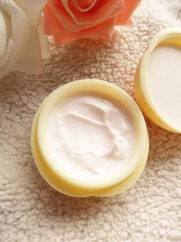 秋冬手部干燥粗糙肿么办?用对产品让你摆脱大妈手!