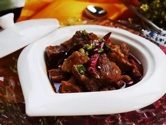 在干将莫邪的神话里，有一个地方，颜值逆天奢华而低调