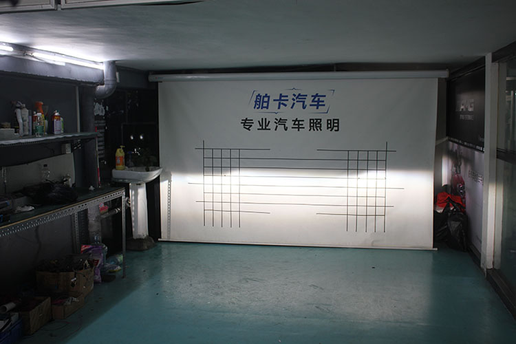 日产贵士大灯,海拉五最新款氙气透镜