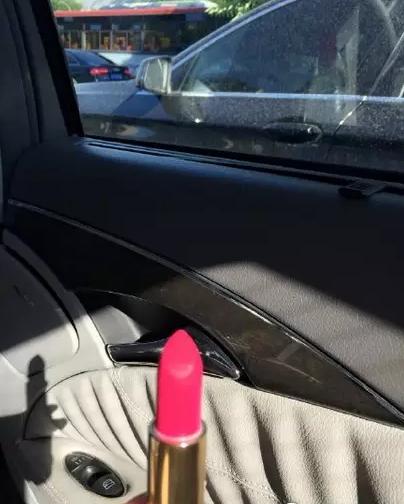 朋友圈被YSL口红霸屏明星都在追捧的口红们(附最全试色)